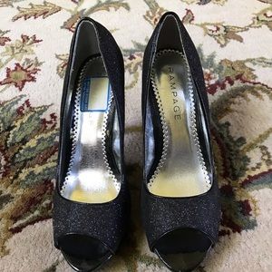 RAMPAGE BLACK GLITTER PEEP TOE PUMPS
